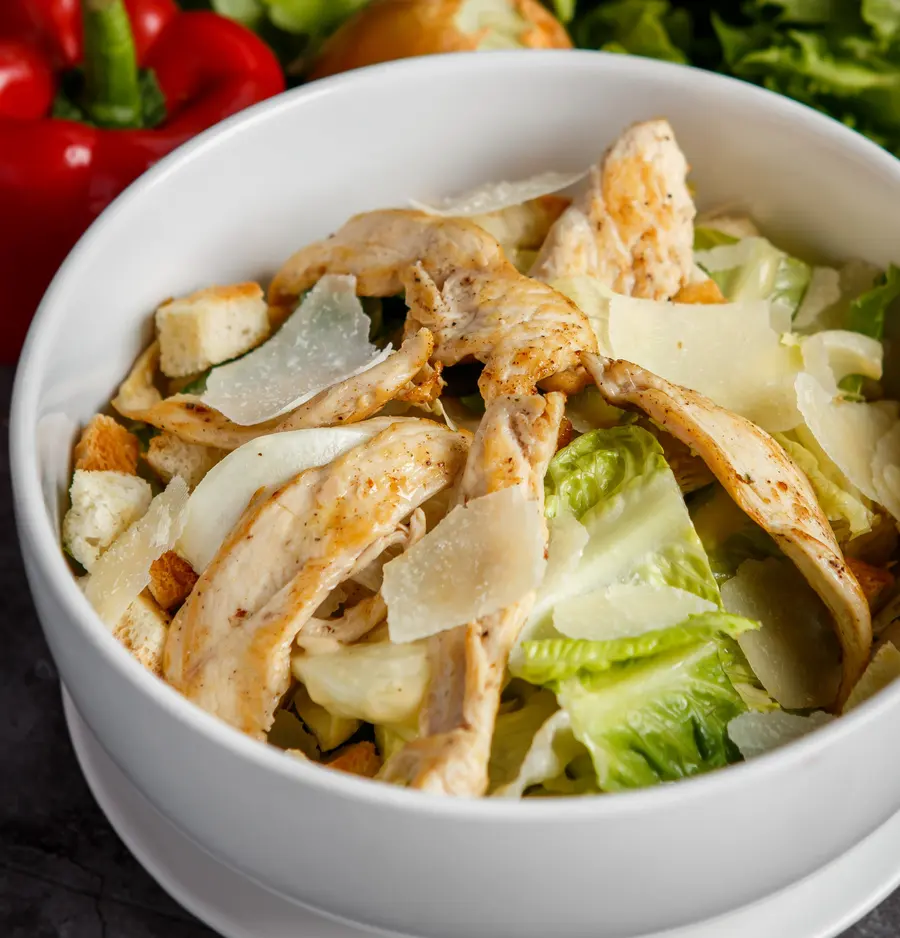 Caesar Salad con pollo