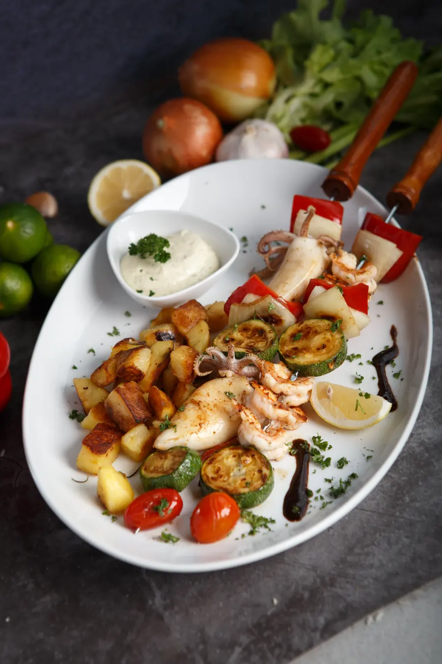 Spiedini di calamari e gamberi